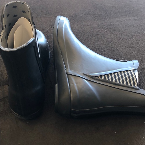 Women’s London Fog Rainboots - Picture 4 of 5